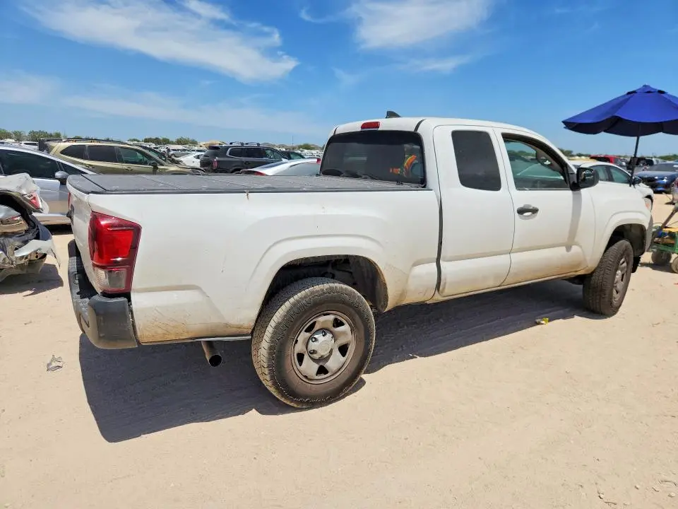 2019 TOYOTA TACOMA SR  