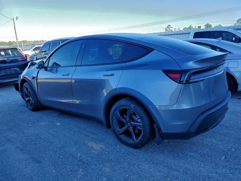 2026 TESLA MODEL Y   
