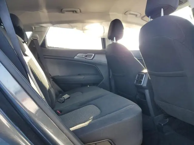 2023 KIA SPORTAGE LX  