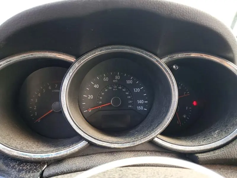 2013 KIA SORENTO LX  