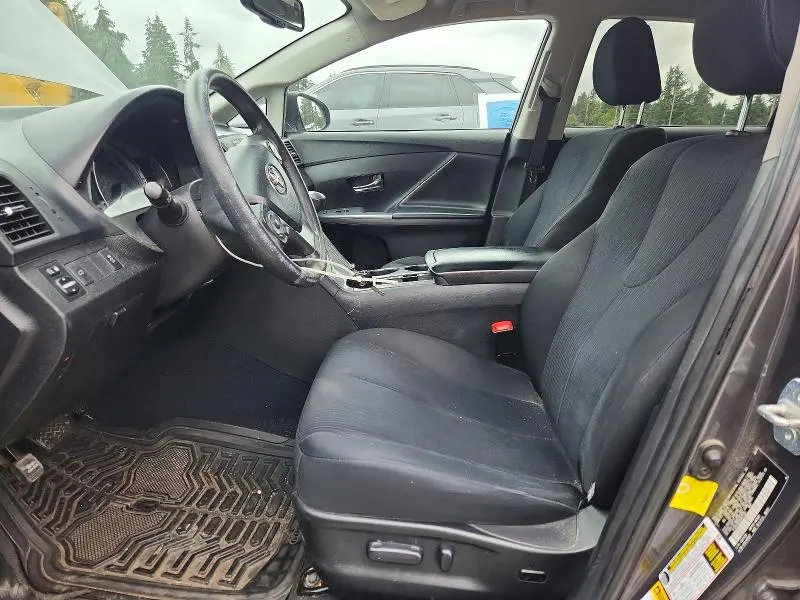 2013 TOYOTA VENZA LE  