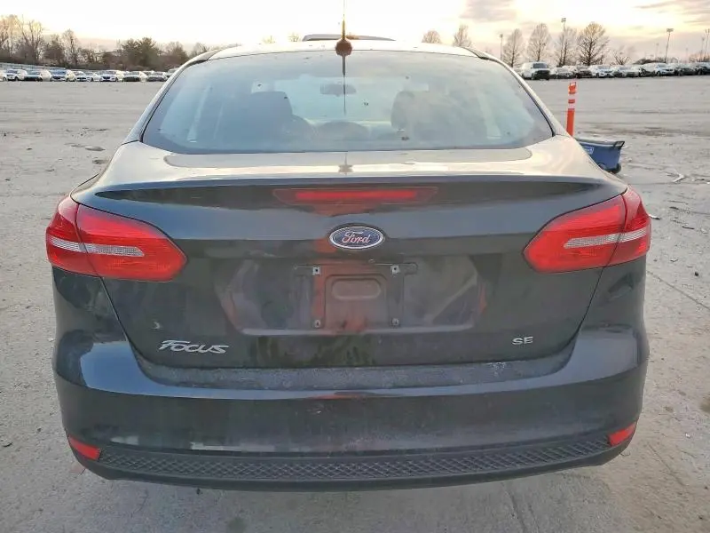 2018 FORD FOCUS SE  