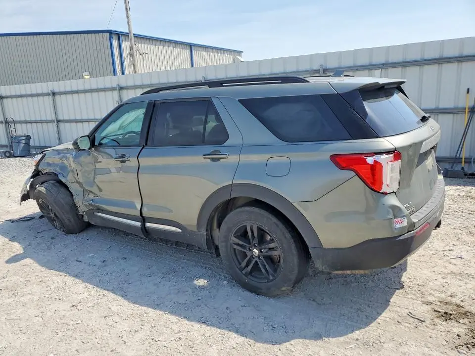 2020 FORD EXPLORER XLT  