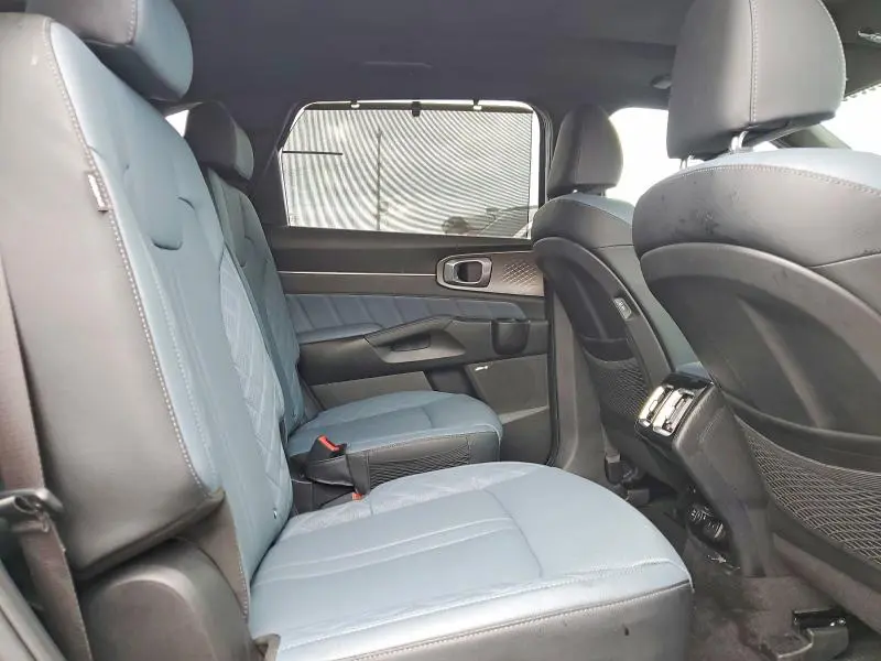 2025 KIA SORENTO SXP  