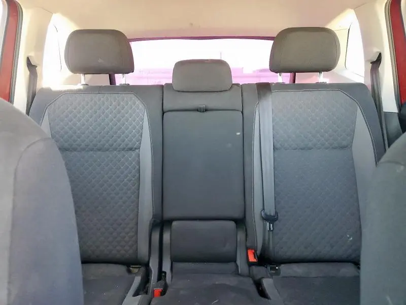 2018 VOLKSWAGEN TIGUAN S  