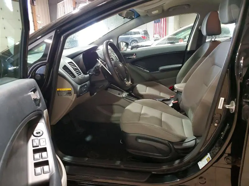 2015 KIA FORTE LX  