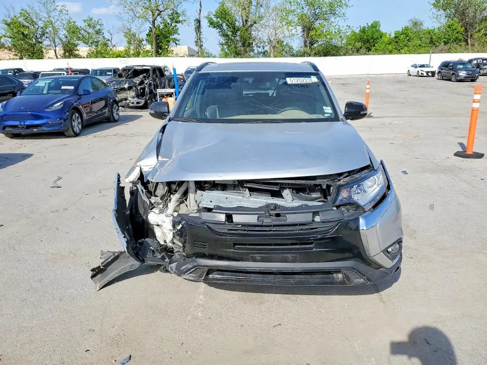 2020 MITSUBISHI OUTLANDER SE  