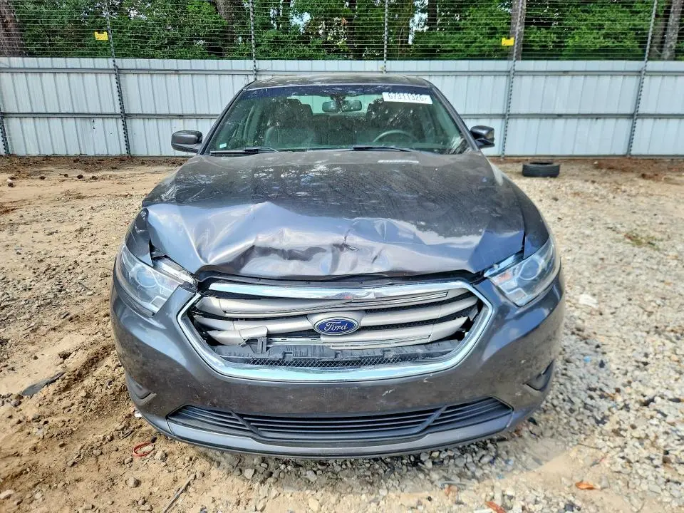 2017 FORD TAURUS SEL  