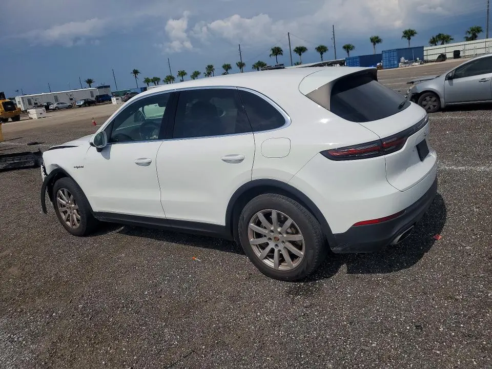 2019 PORSCHE CAYENNE SE HYBRID  