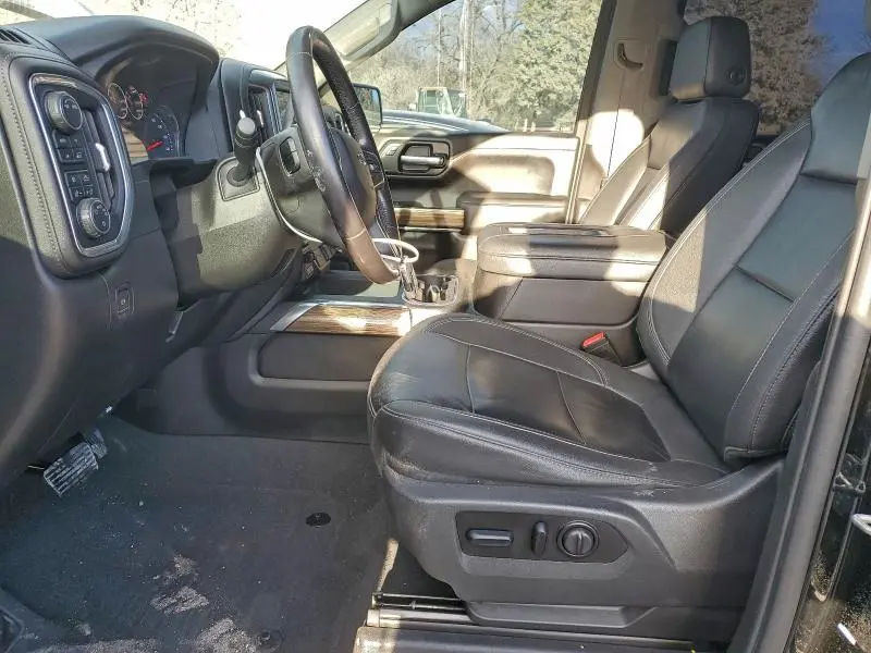 2021 CHEVROLET SILVERADO K1500 RST  