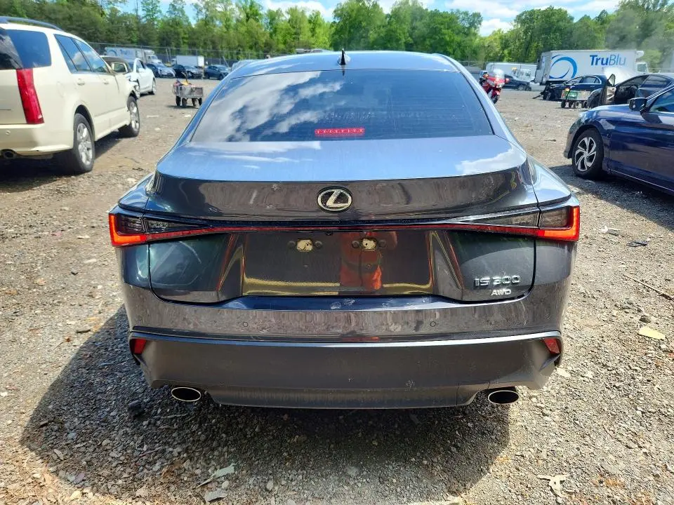 2023 LEXUS IS 300  