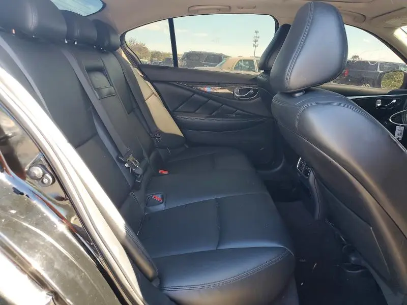 2016 INFINITI Q50 PREMIUM  