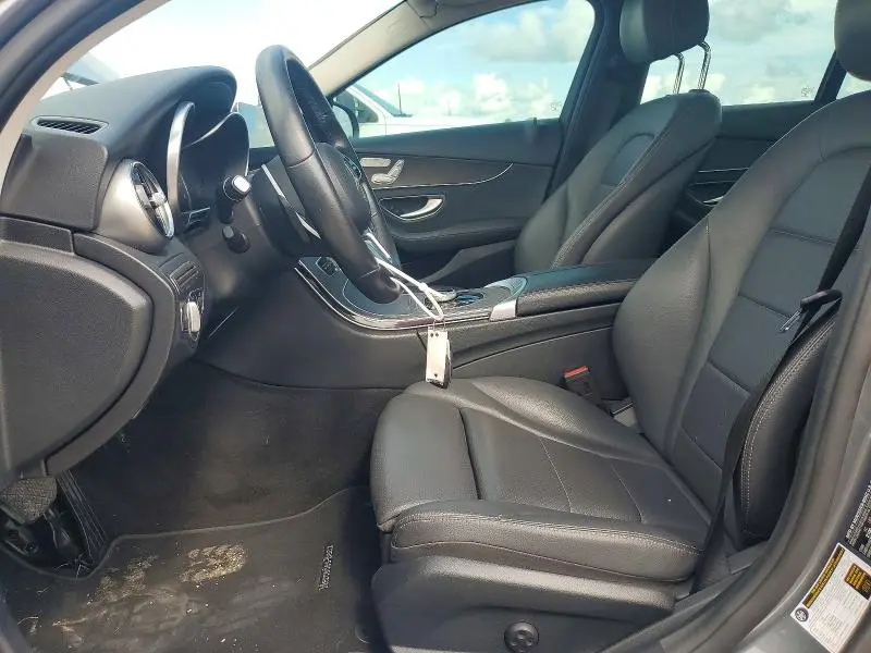 2019 MERCEDES-BENZ C 300  