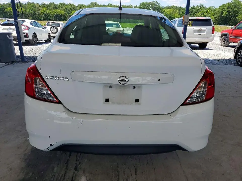 2015 NISSAN VERSA 1.6 S  