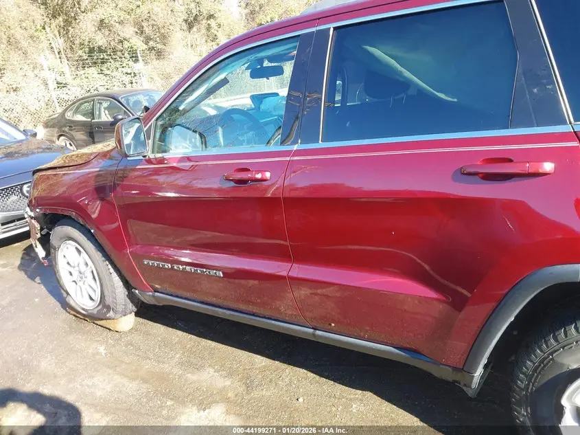 2019 JEEP GRAND CHEROKEE LAREDO E 4X2