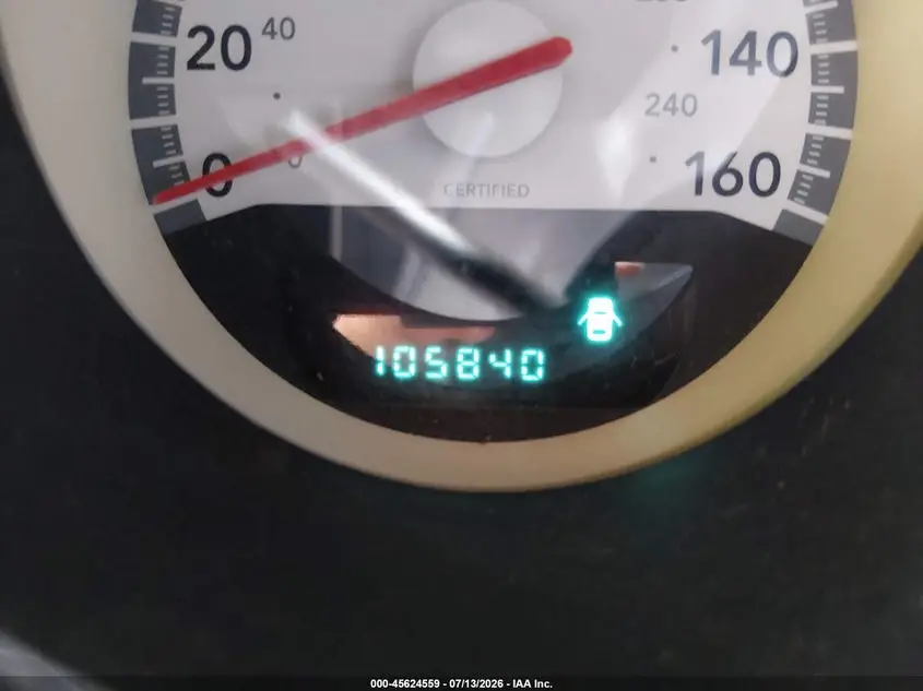 2010 DODGE CHARGER  