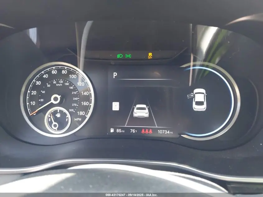 2025 GENESIS G70 2.5T RWD