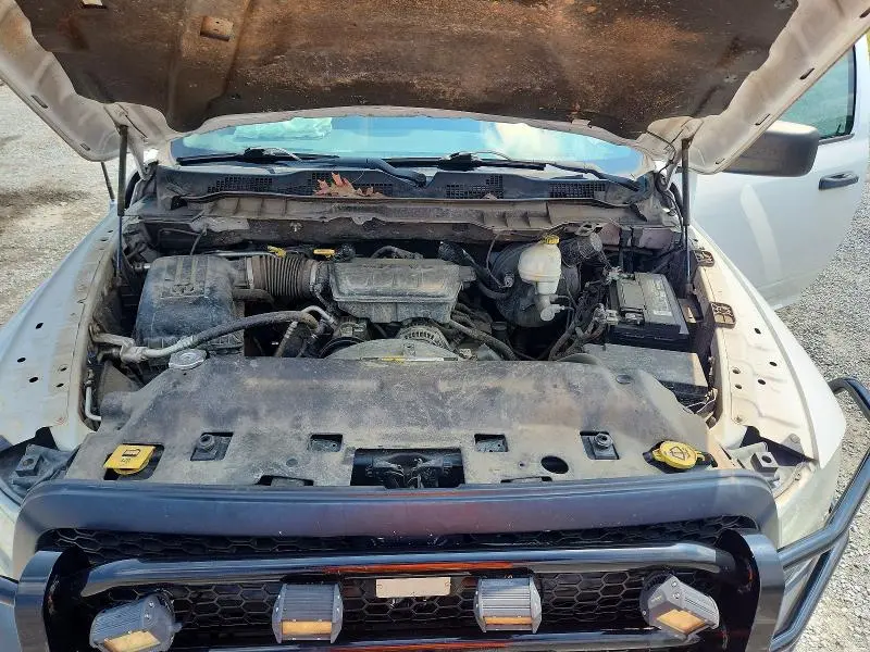 2013 RAM 1500 ST  