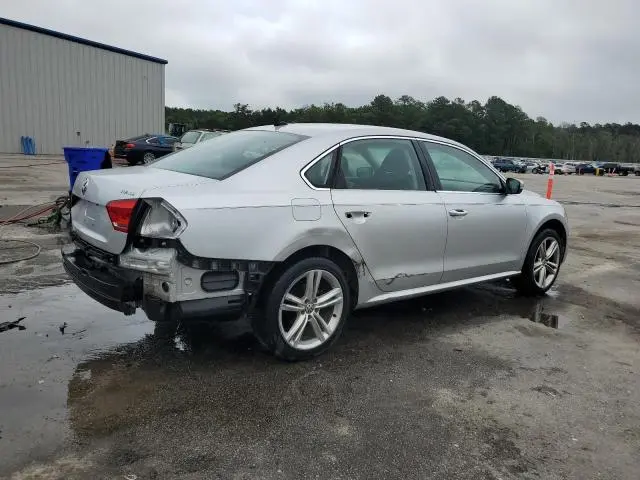 2014 VOLKSWAGEN PASSAT SE  