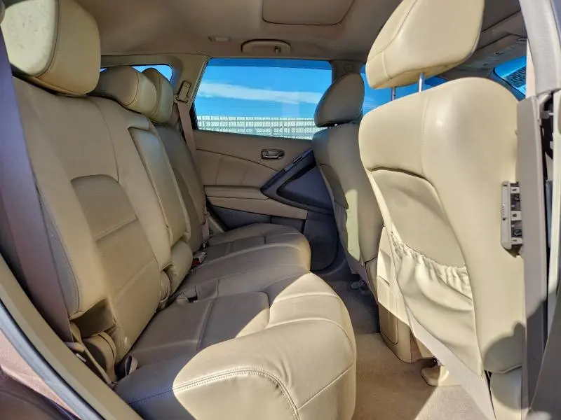 2012 NISSAN MURANO S  