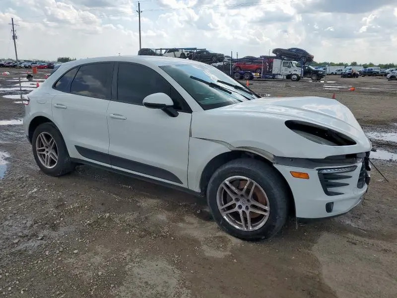2018 PORSCHE MACAN SPORTS EDITION