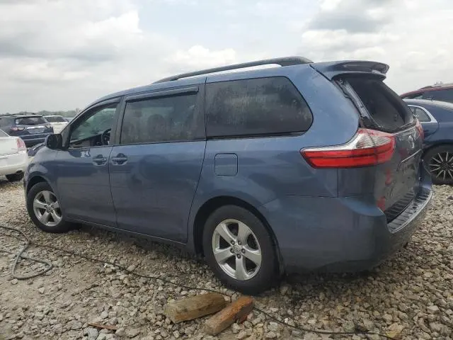2015 TOYOTA SIENNA LE  