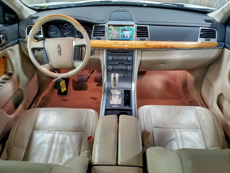 2010 LINCOLN MKS   