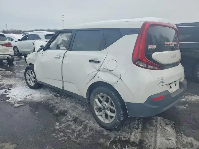 2022 KIA SOUL LX  