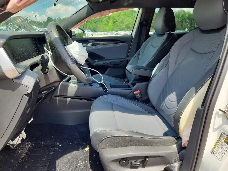 2025 VOLKSWAGEN TIGUAN SE R-LINE BLACK  
