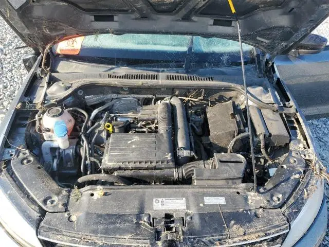 2018 VOLKSWAGEN JETTA SE  