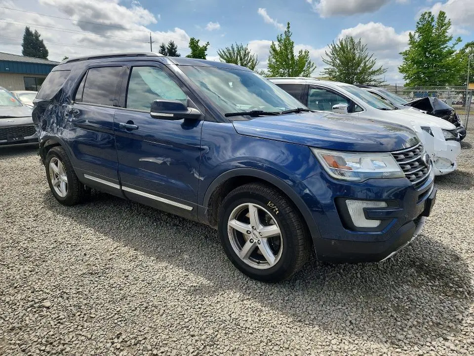 2016 FORD EXPLORER XLT  