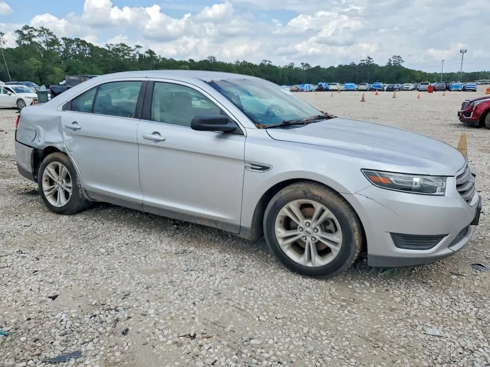 2016 FORD TAURUS SE  