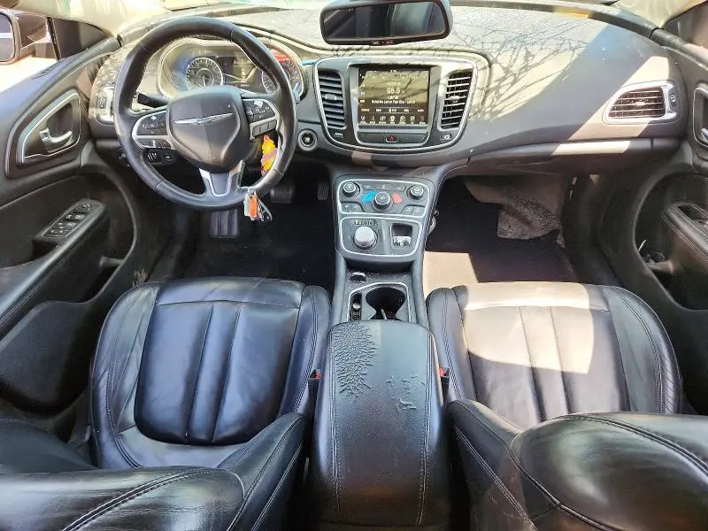 2017 CHRYSLER 200 LIMITED  