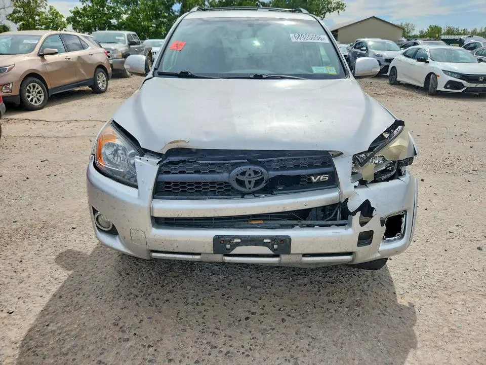 2011 TOYOTA RAV4 SPORT  