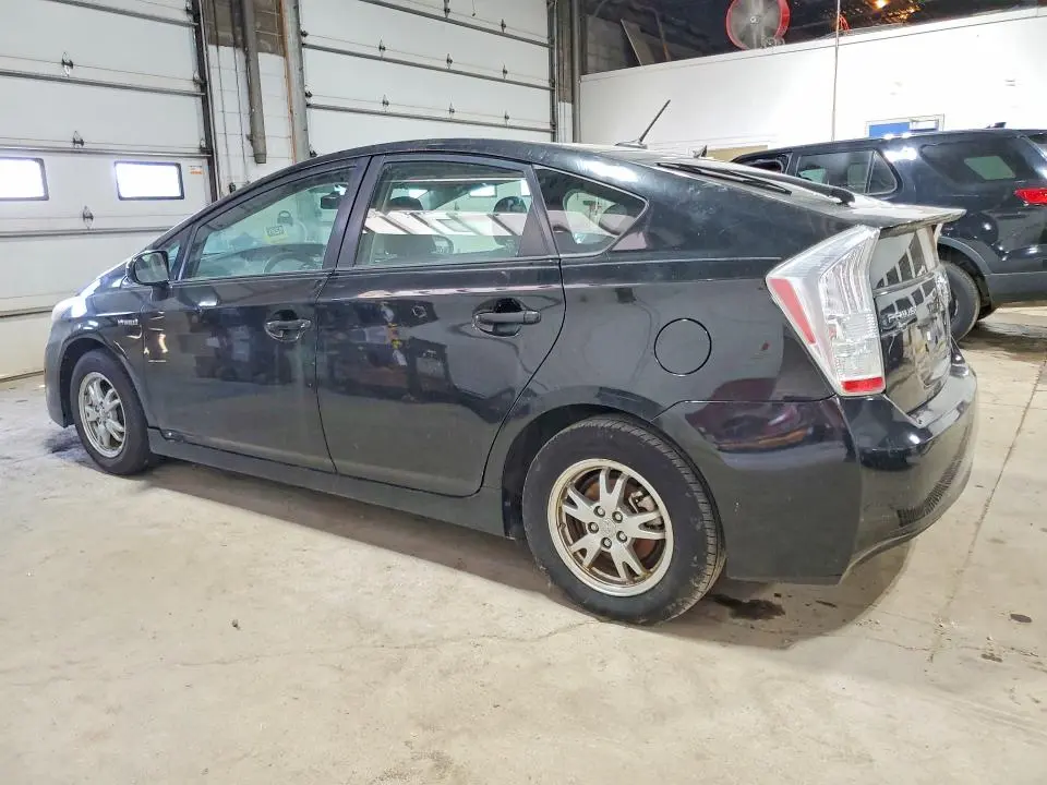 2010 TOYOTA PRIUS II  