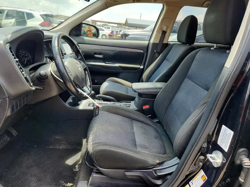 2016 MITSUBISHI OUTLANDER SE  