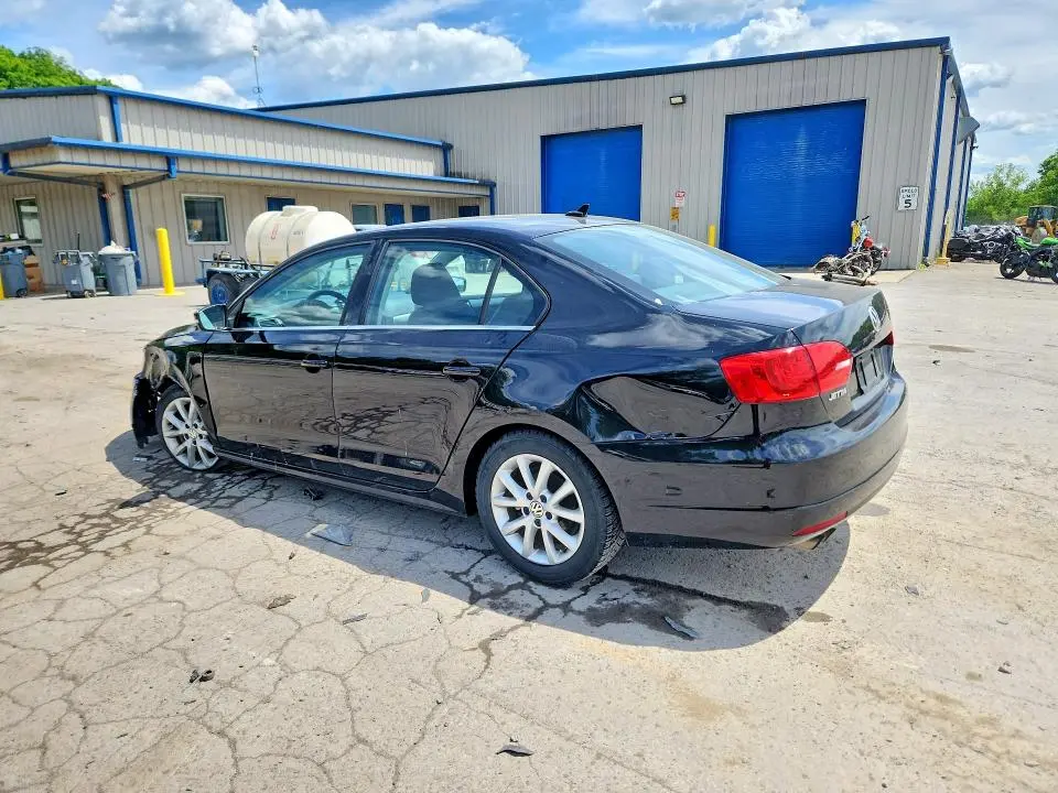 2014 VOLKSWAGEN JETTA SE  