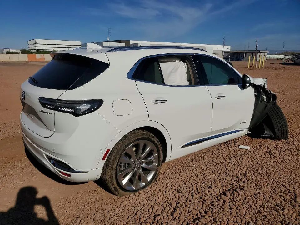 2022 BUICK ENVISION AVENIR  
