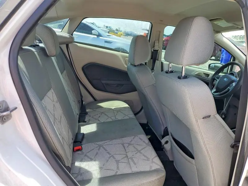 2013 FORD FIESTA SE  