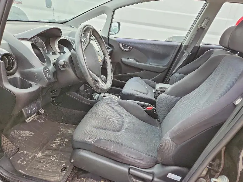 2010 HONDA FIT   