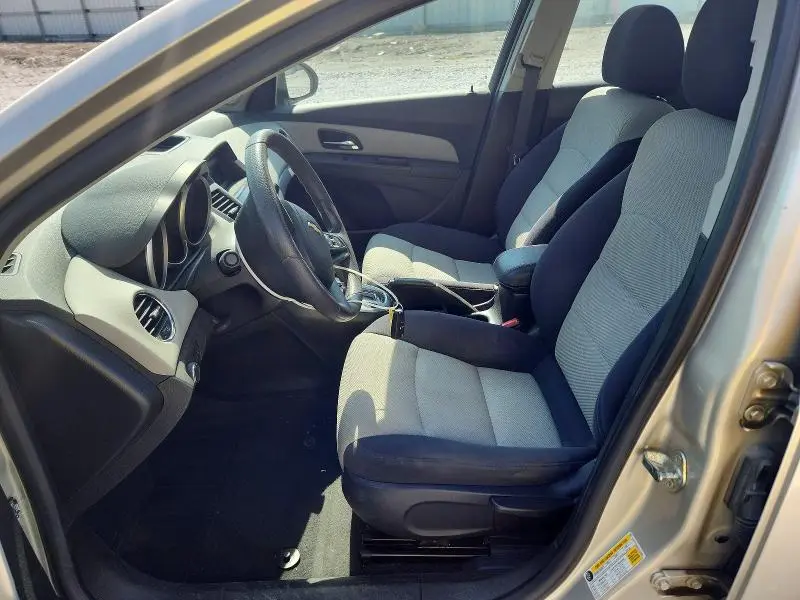 2013 CHEVROLET CRUZE LS  