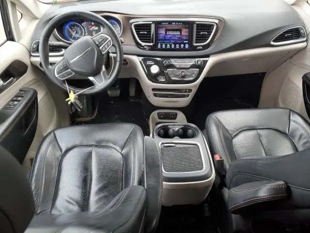 2017 CHRYSLER PACIFICA TOURING L PLUS  
