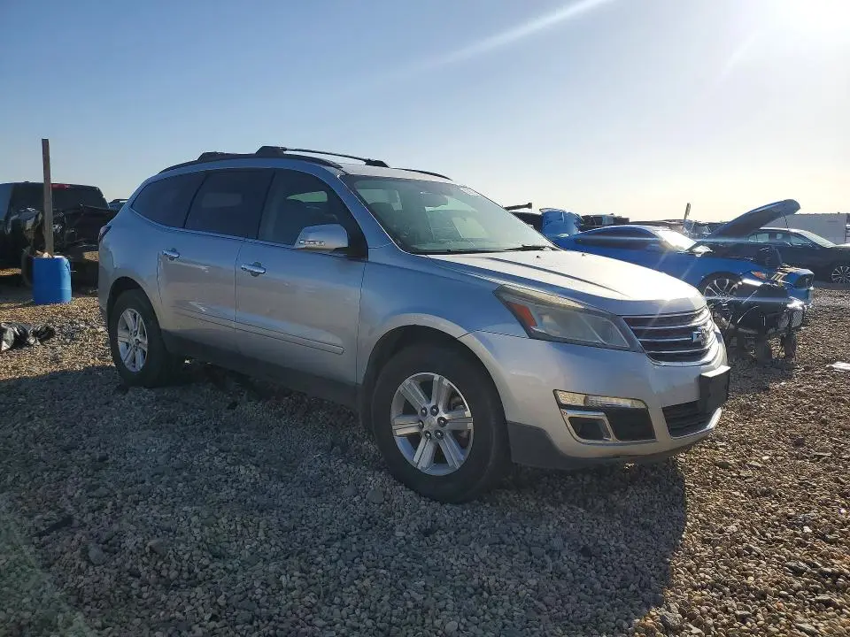 2014 CHEVROLET TRAVERSE LT  