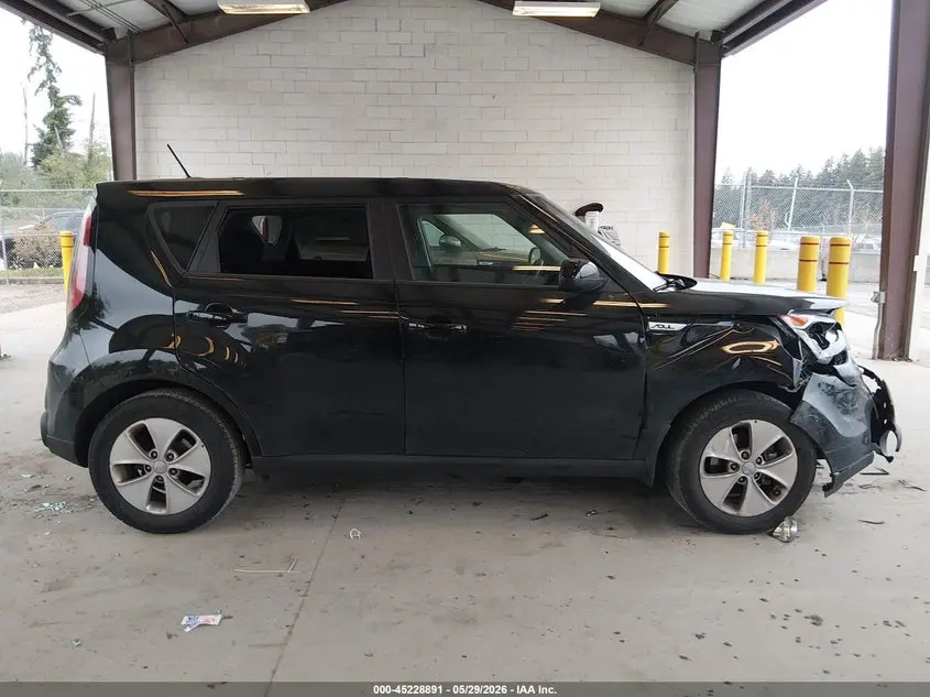 2016 KIA SOUL  