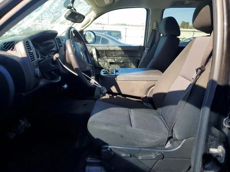 2011 CHEVROLET SILVERADO K1500 LT  