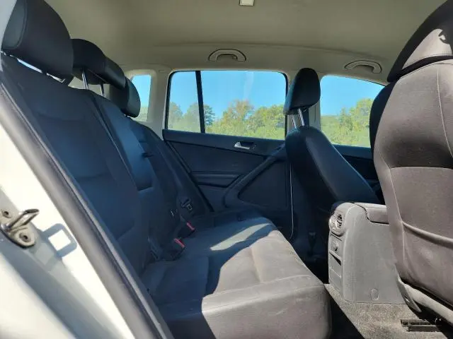 2017 VOLKSWAGEN TIGUAN S  