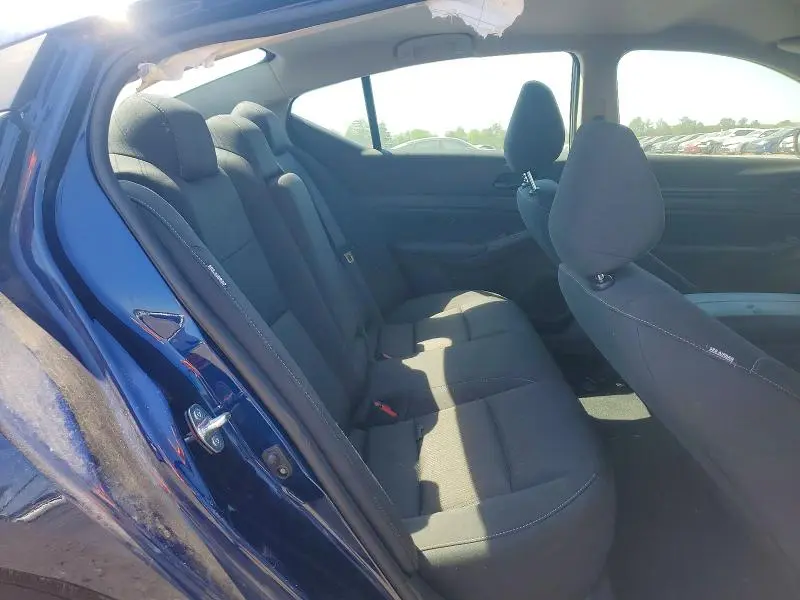 2024 NISSAN ALTIMA S  