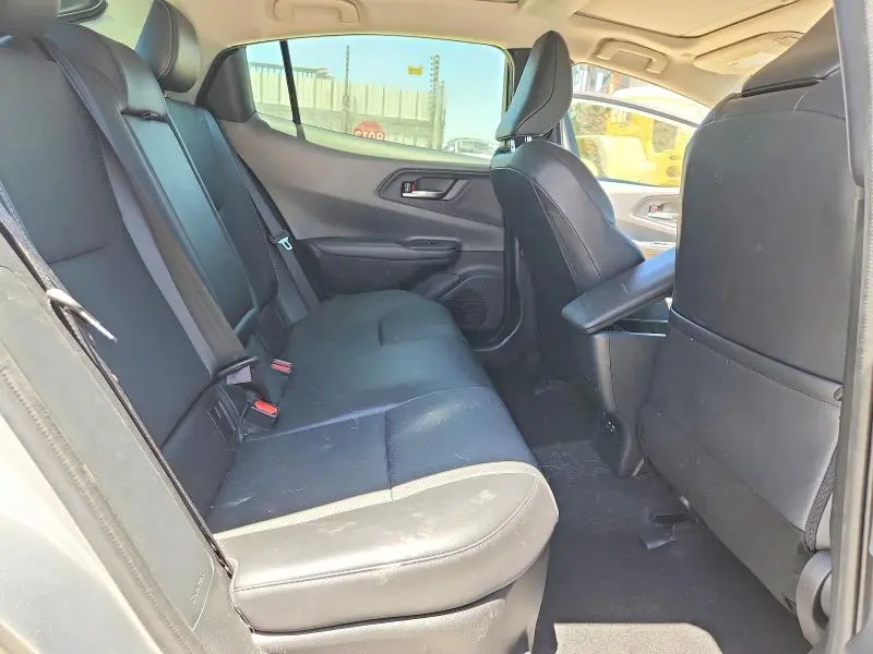 2023 TOYOTA PRIUS XLE  
