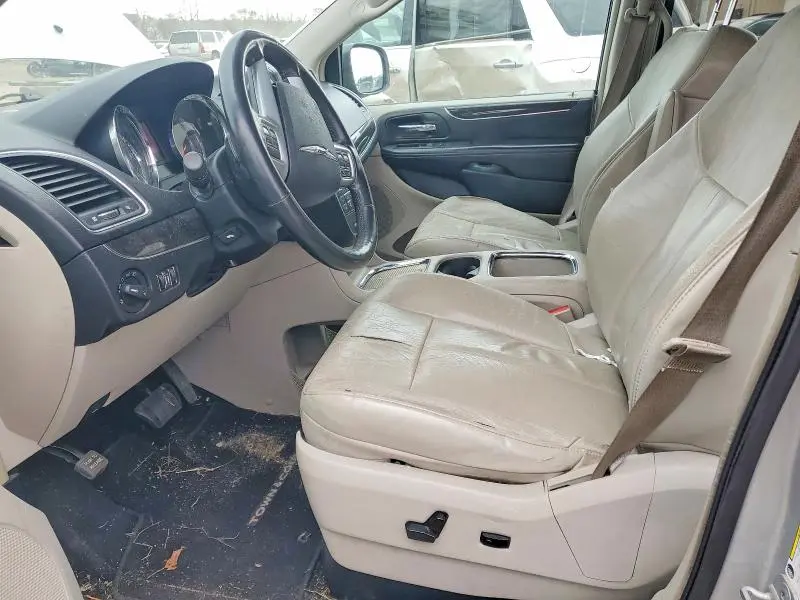 2011 CHRYSLER TOWN & COUNTRY LIMITED  