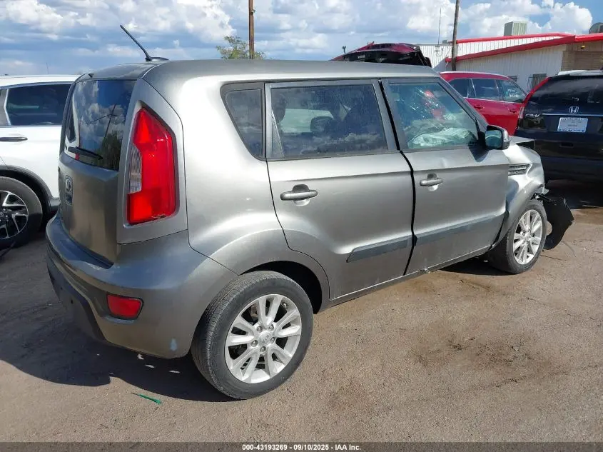 2013 KIA SOUL +